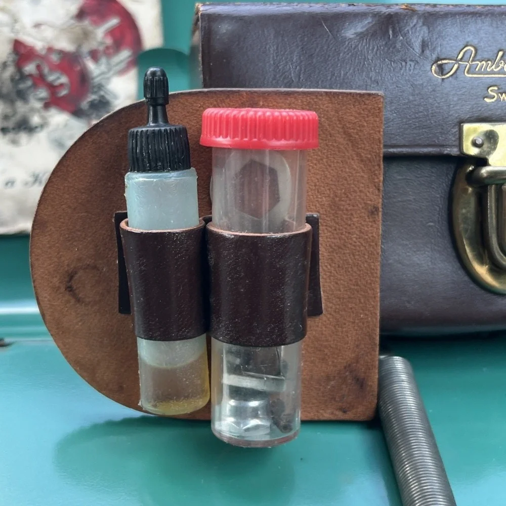 ABU Ambassadeur 5000 Casting Reel Red‎ Vintage with Original Case Sweden